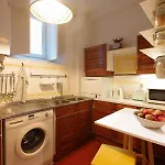 Apartment Secret Garden In Alfama *
