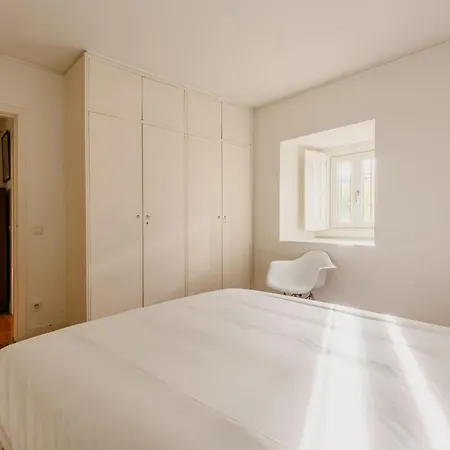 Secret Garden In Alfama *