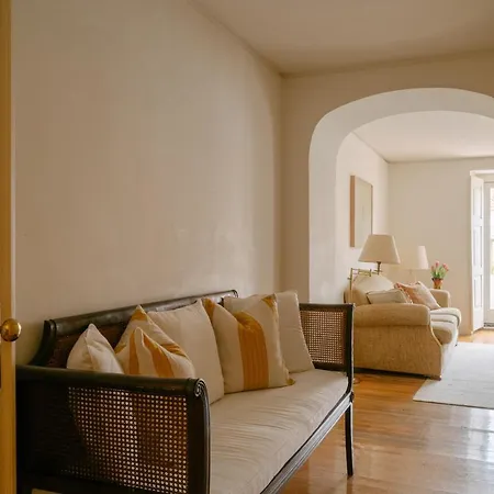 Secret Garden In Alfama Апартаменти